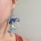Boucles d'oreilles aluminium argent et bleu cristal de swarovski